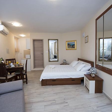 Stone Beauty Apartment Split Ngoại thất bức ảnh