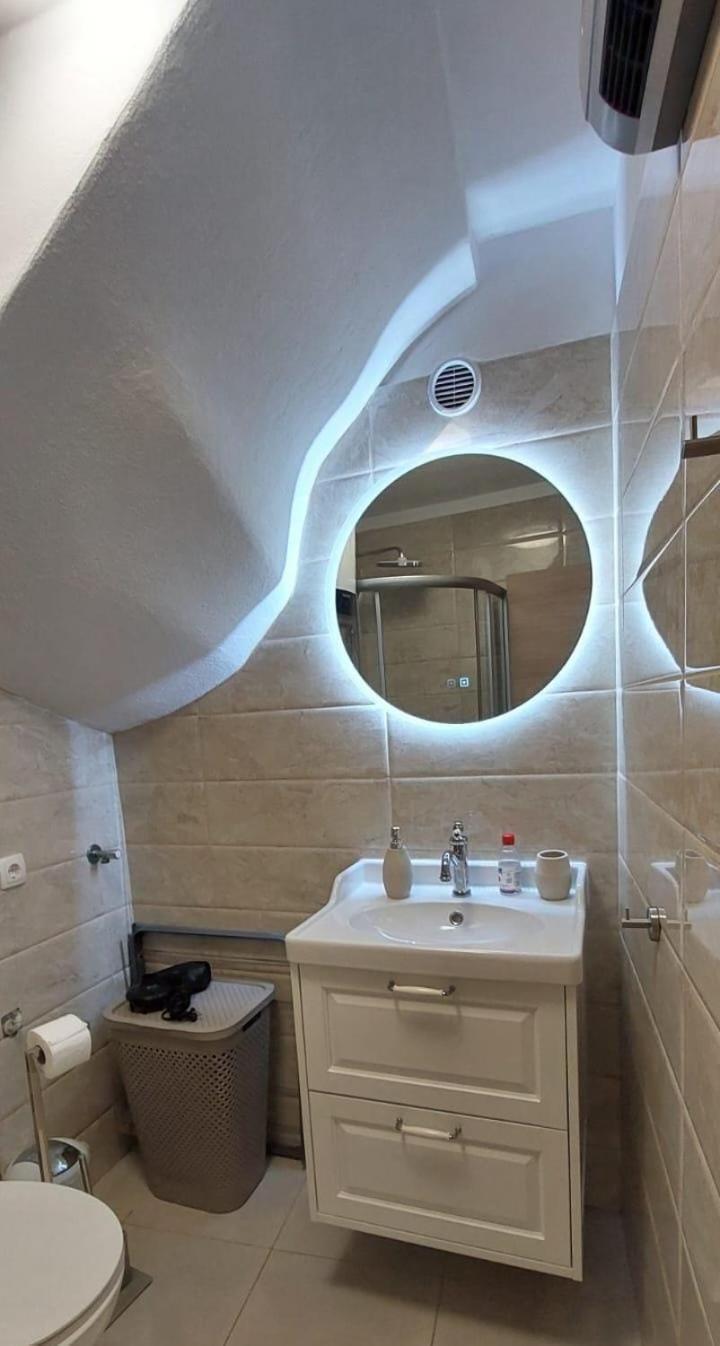 Stone Beauty Apartment Split Ngoại thất bức ảnh
