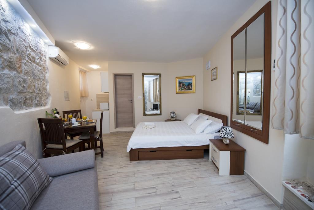 Stone Beauty Apartment Split Ngoại thất bức ảnh